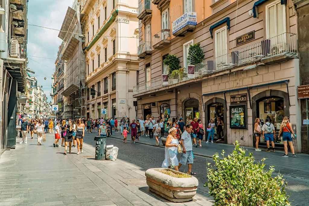 Maman Suite, City Center Near Molo Beverello Napels Buitenkant foto