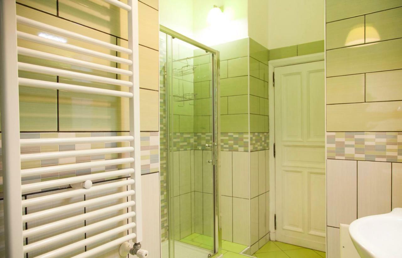 Maman Suite, City Center Near Molo Beverello Napels Buitenkant foto