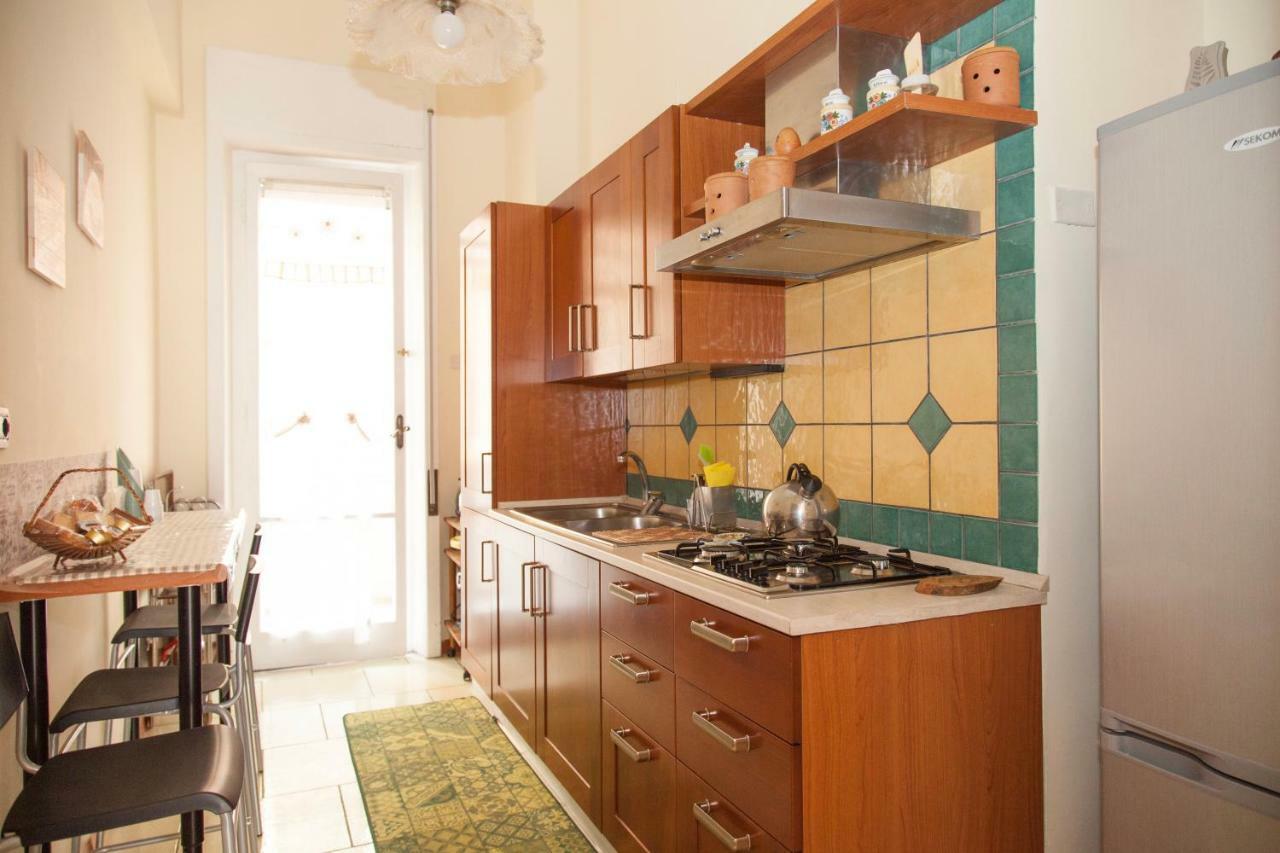 Maman Suite, City Center Near Molo Beverello Napels Buitenkant foto
